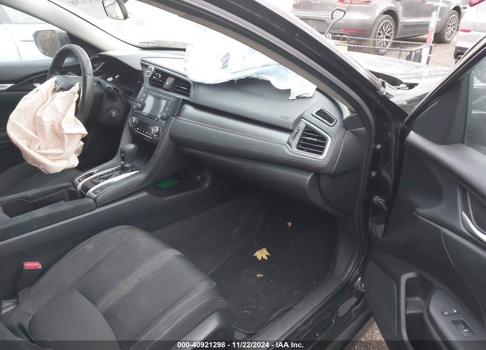 2017 HONDA CIVIC LX VIN: 2HGFC2F55HH539688