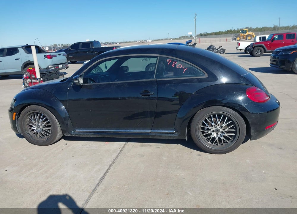 2014 VOLKSWAGEN BEETLE 1.8T VIN: 3VWJ17ATXEM636977