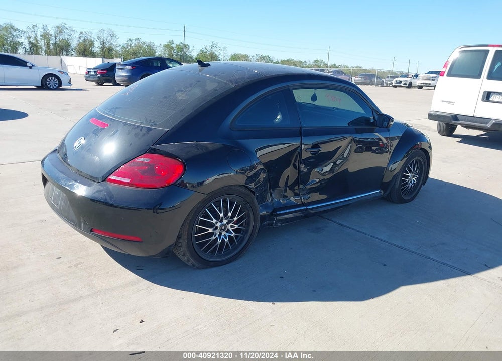 2014 VOLKSWAGEN BEETLE 1.8T VIN: 3VWJ17ATXEM636977
