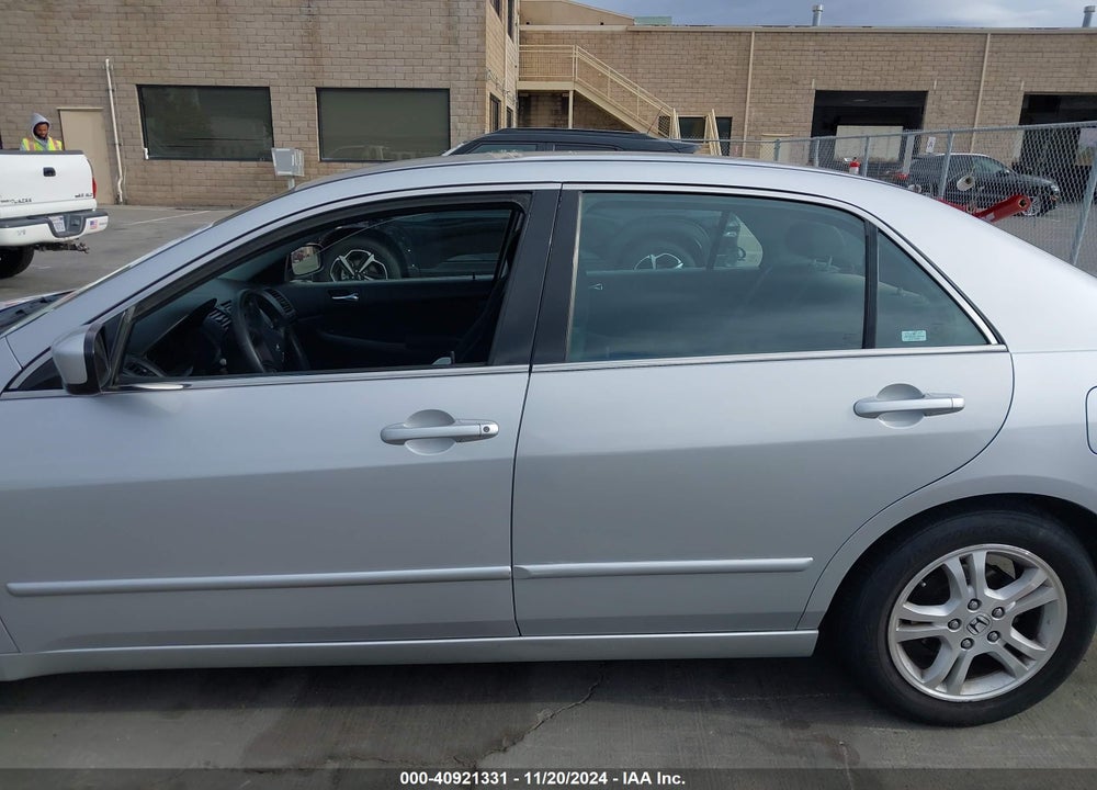 2006 HONDA ACCORD 2.4 SE VIN: 1HGCM55326A048797