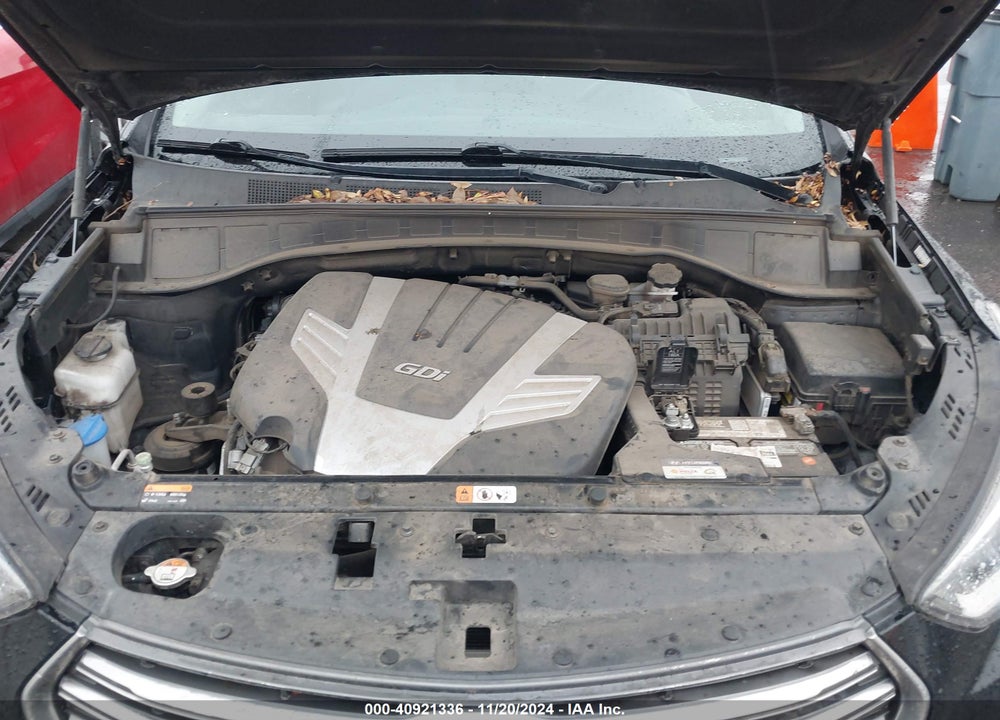 2017 HYUNDAI SANTA FE SE VIN: KM8SM4HF7HU177447