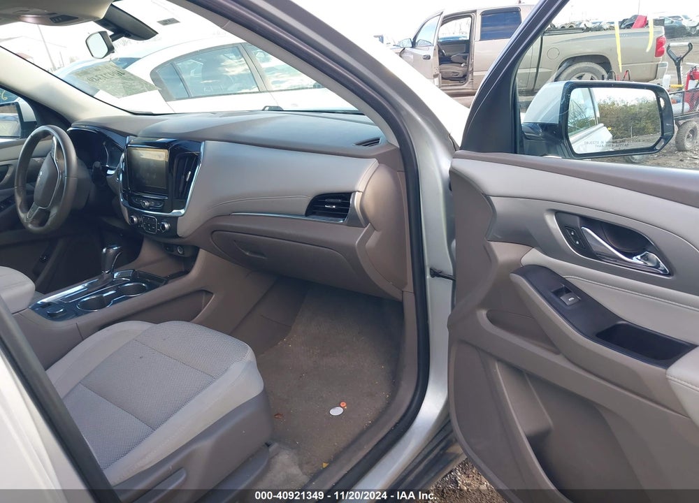 2018 CHEVROLET TRAVERSE 1LT VIN: 1GNEVGKW7JJ203164