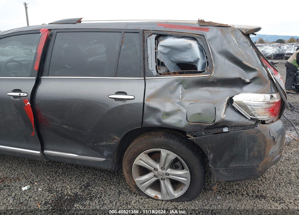 2013 TOYOTA HIGHLANDER LIMITED V6 VIN: 5TDDK3EH1DS243234