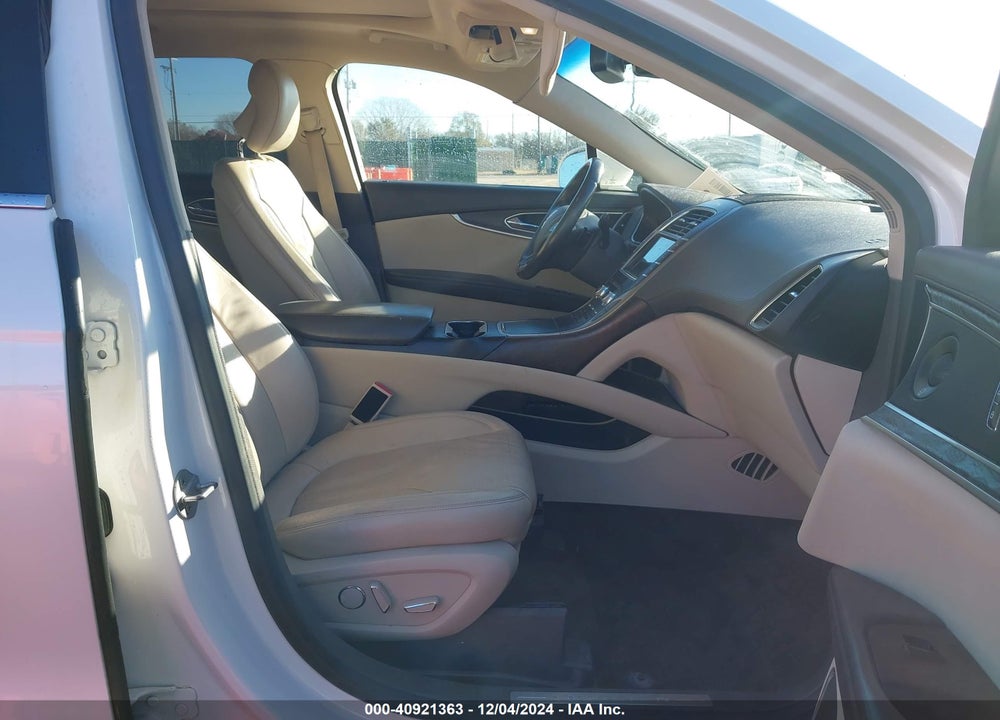 2016 LINCOLN MKX RESERVE VIN: 2LMTJ8LR0GBL73535