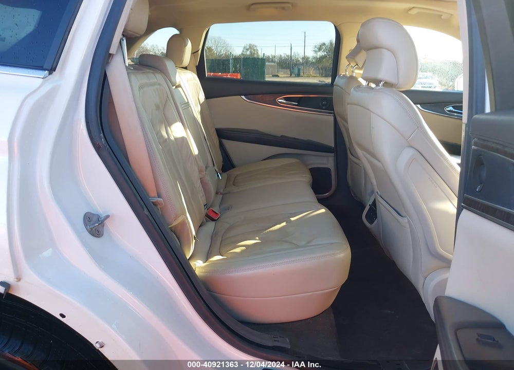 2016 LINCOLN MKX RESERVE VIN: 2LMTJ8LR0GBL73535