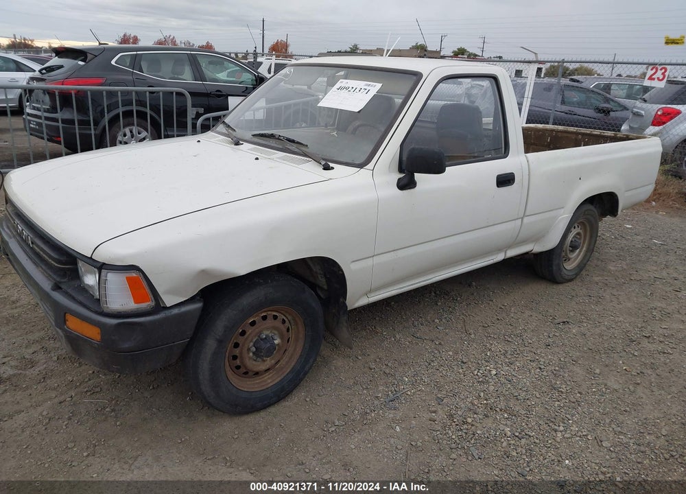 1990 TOYOTA PICKUP 1/2 TON SHORT WHEELBASE VIN: JT4RN81R3L5063556