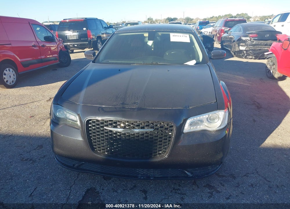 2015 CHRYSLER 300 LIMITED VIN: 2C3CCAAG6FH786983