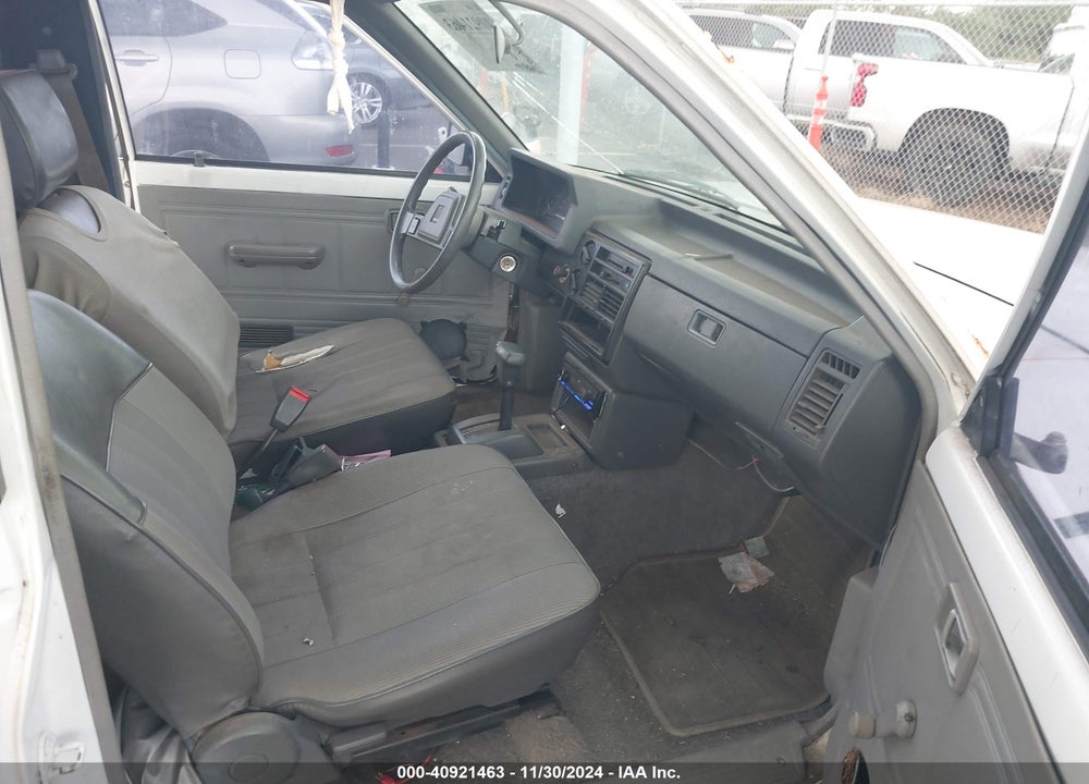 1989 MAZDA B2200 SHORT BED VIN: JM2UF113XK0781669