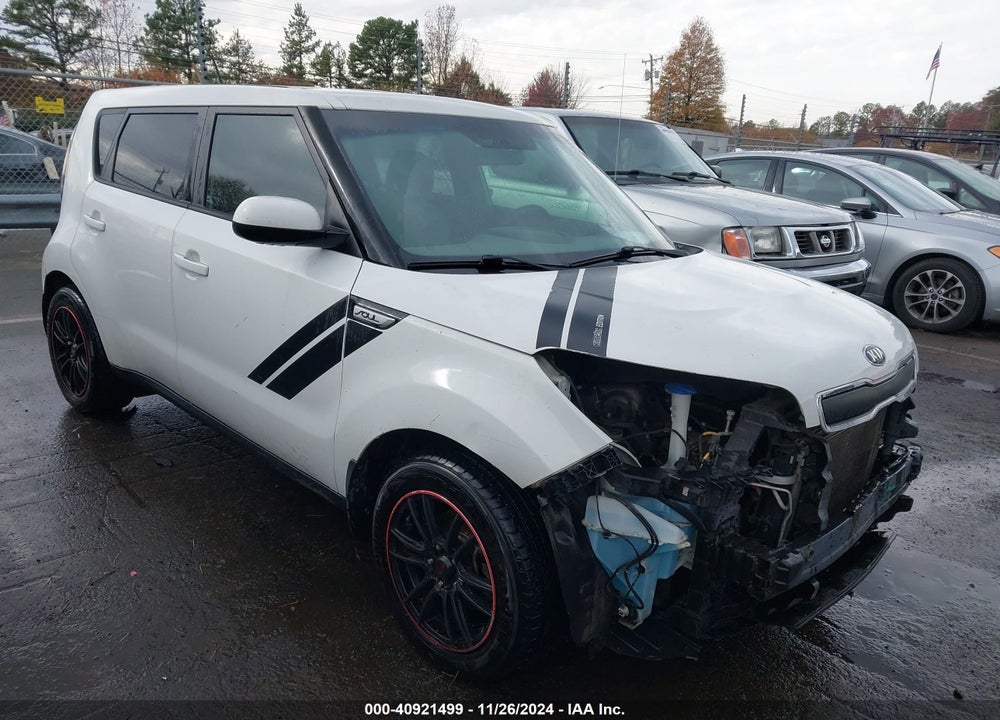 2015 KIA SOUL VIN: KNDJN2A21F7143556