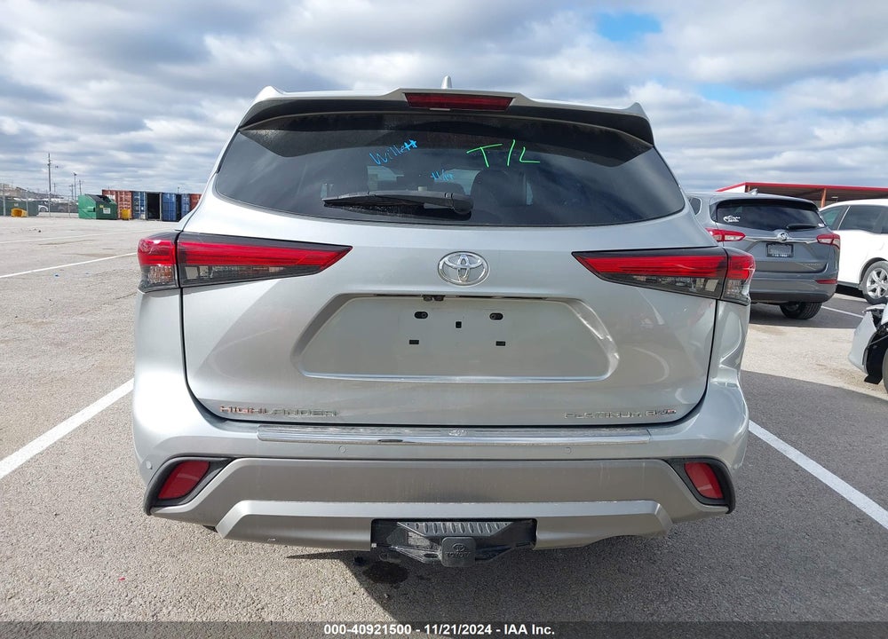 2021 TOYOTA HIGHLANDER PLATINUM VIN: 5TDFZRBH2MS079651
