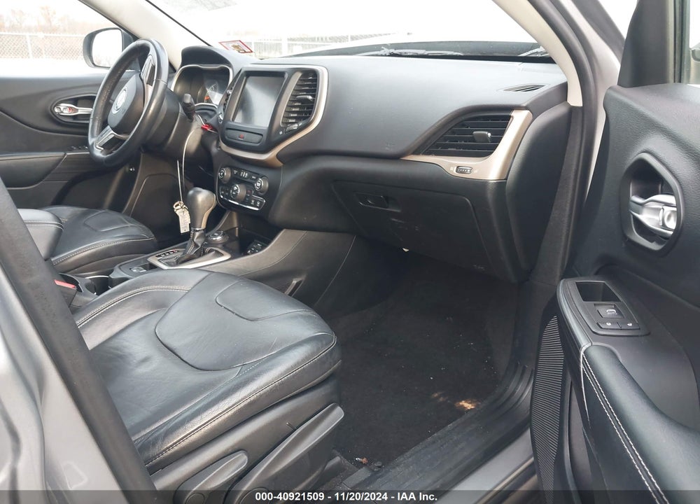 2015 JEEP CHEROKEE LIMITED VIN: 1C4PJMDS7FW522404