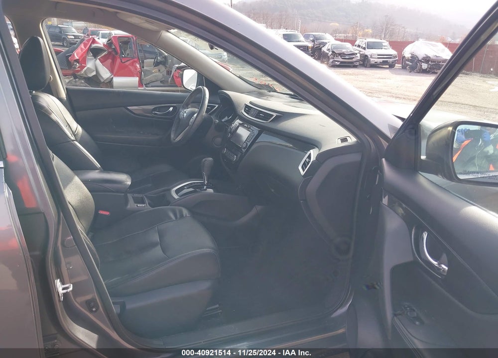 2016 NISSAN ROGUE SL VIN: 5N1AT2MV5GC758305