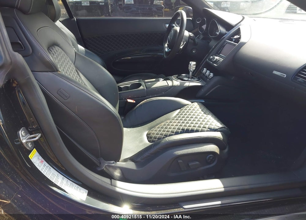 2014 AUDI R8 VIN: WUAKNAFG7EN000482