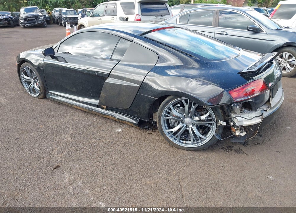 2014 AUDI R8 VIN: WUAKNAFG7EN000482