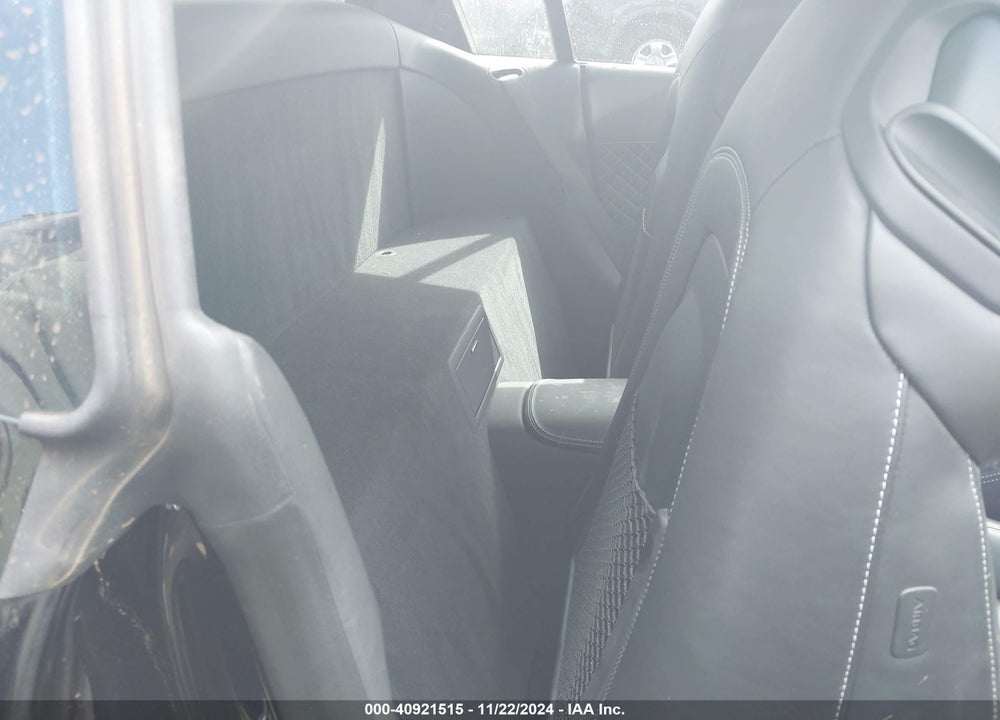 2014 AUDI R8 VIN: WUAKNAFG7EN000482