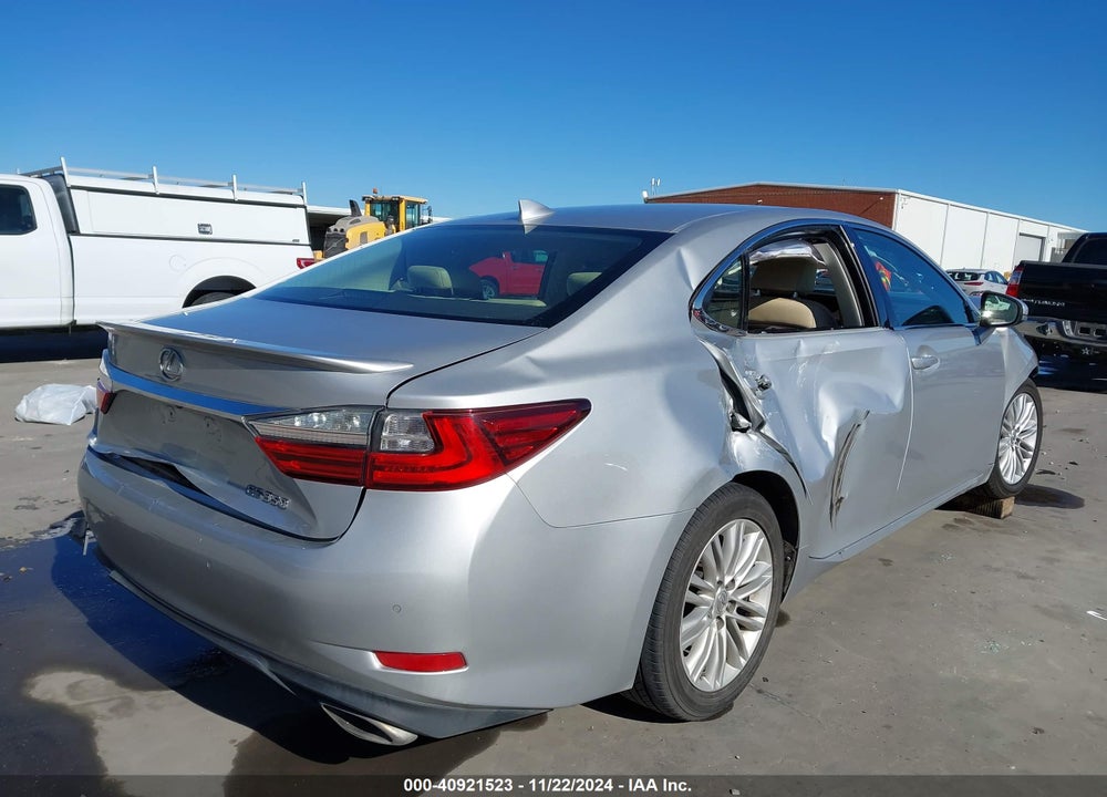2016 LEXUS ES 350 VIN: 58ABK1GG5GU025589