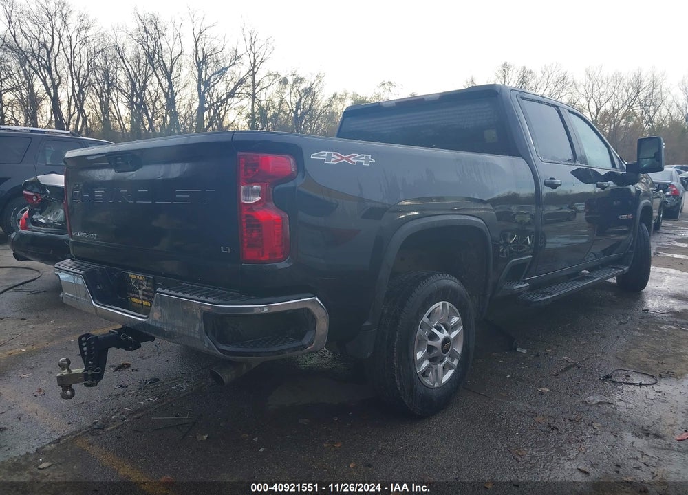 2024 CHEVROLET SILVERADO 2500HD 4WD STANDARD BED LT VIN: 1GC4YNE79RF301468