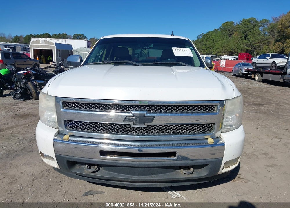2011 CHEVROLET SILVERADO 1500 LT VIN: 1GCRCSE01BZ292243