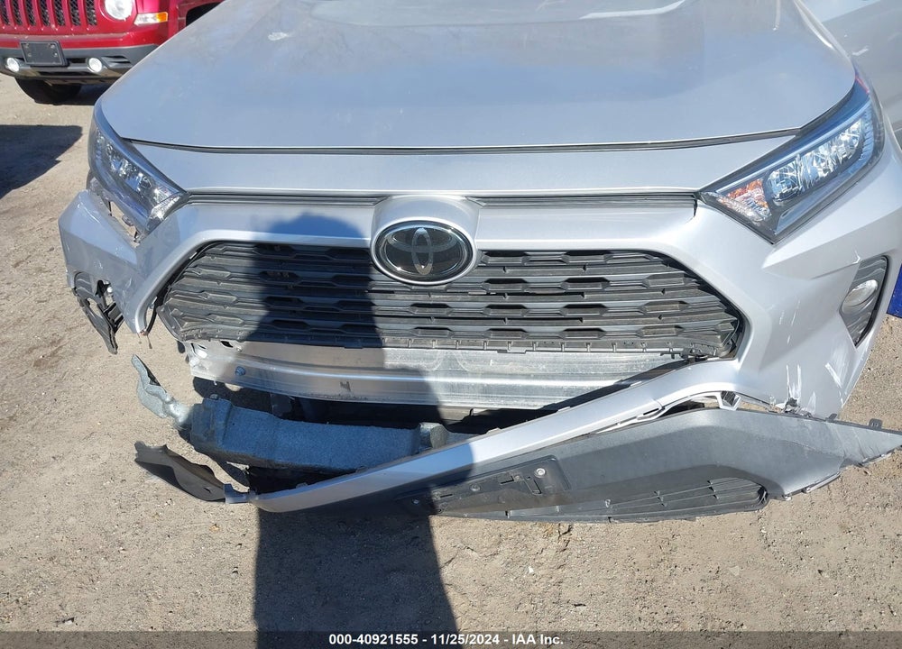 2020 TOYOTA RAV4 XLE VIN: 2T3P1RFV2LW133863
