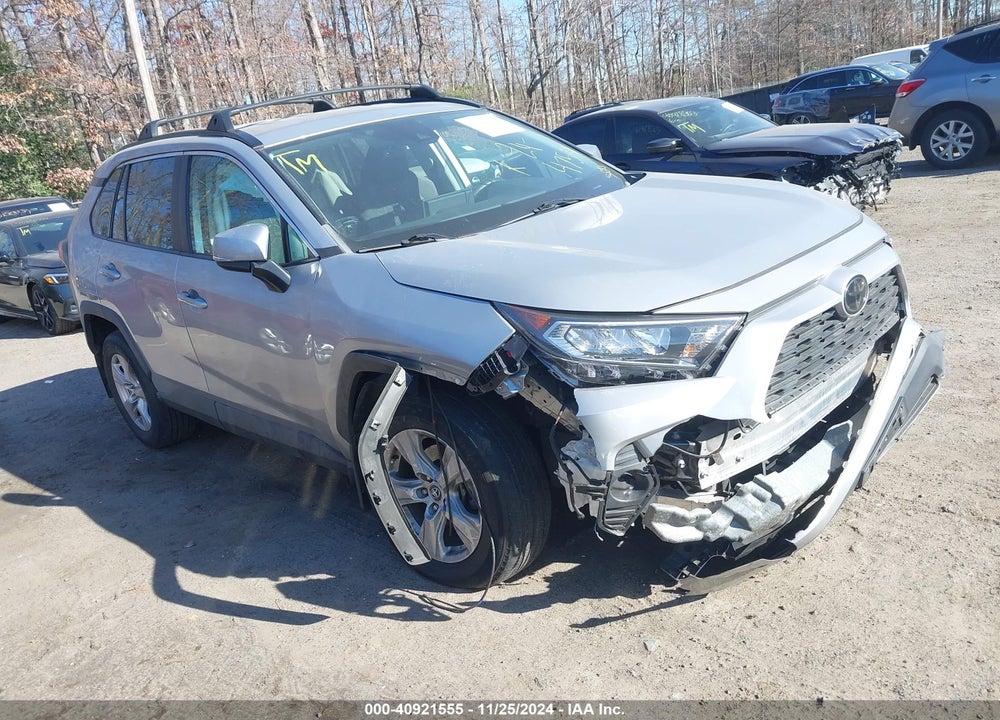 2020 TOYOTA RAV4 XLE VIN: 2T3P1RFV2LW133863