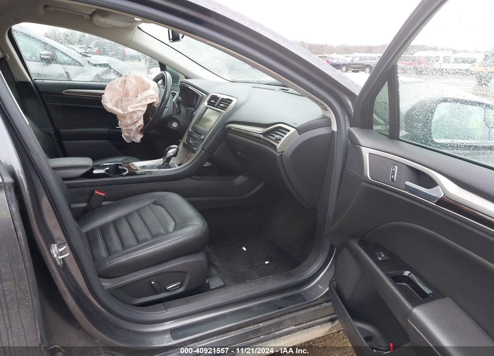 2016 FORD FUSION SE VIN: 3FA6P0HD1GR380642