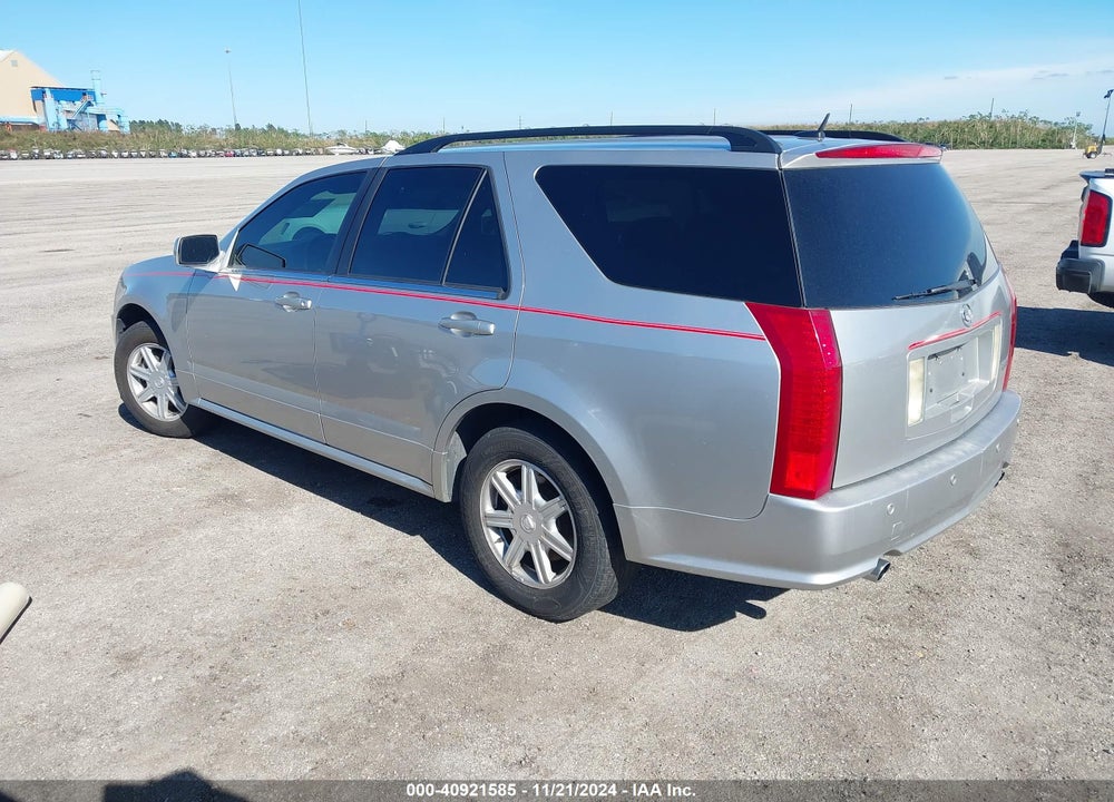 2005 CADILLAC SRX V6 VIN: 1GYEE637250111055