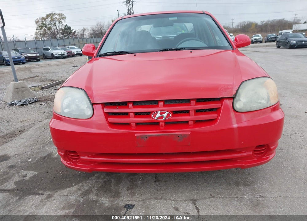 2005 HYUNDAI ACCENT GLS VIN: KMHCG45C05U601195