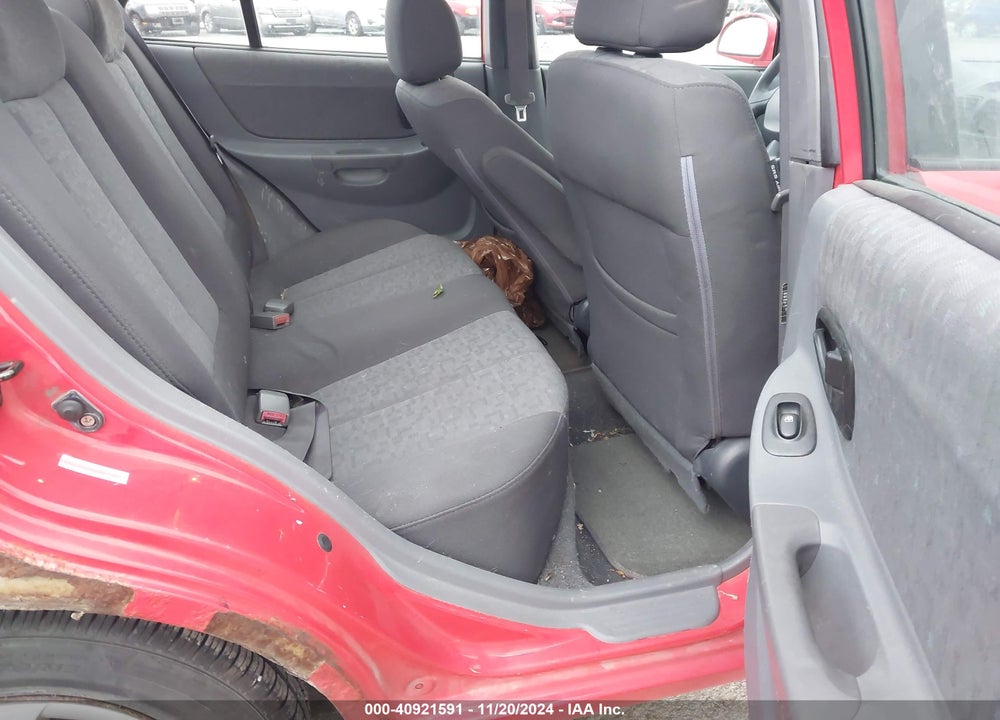 2005 HYUNDAI ACCENT GLS VIN: KMHCG45C05U601195