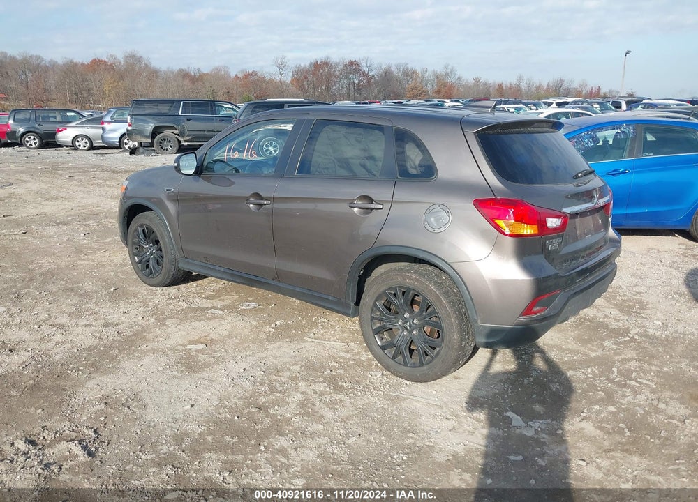 2018 MITSUBISHI OUTLANDER SPORT 2.0 LE VIN: JA4AR3AU1JU009680