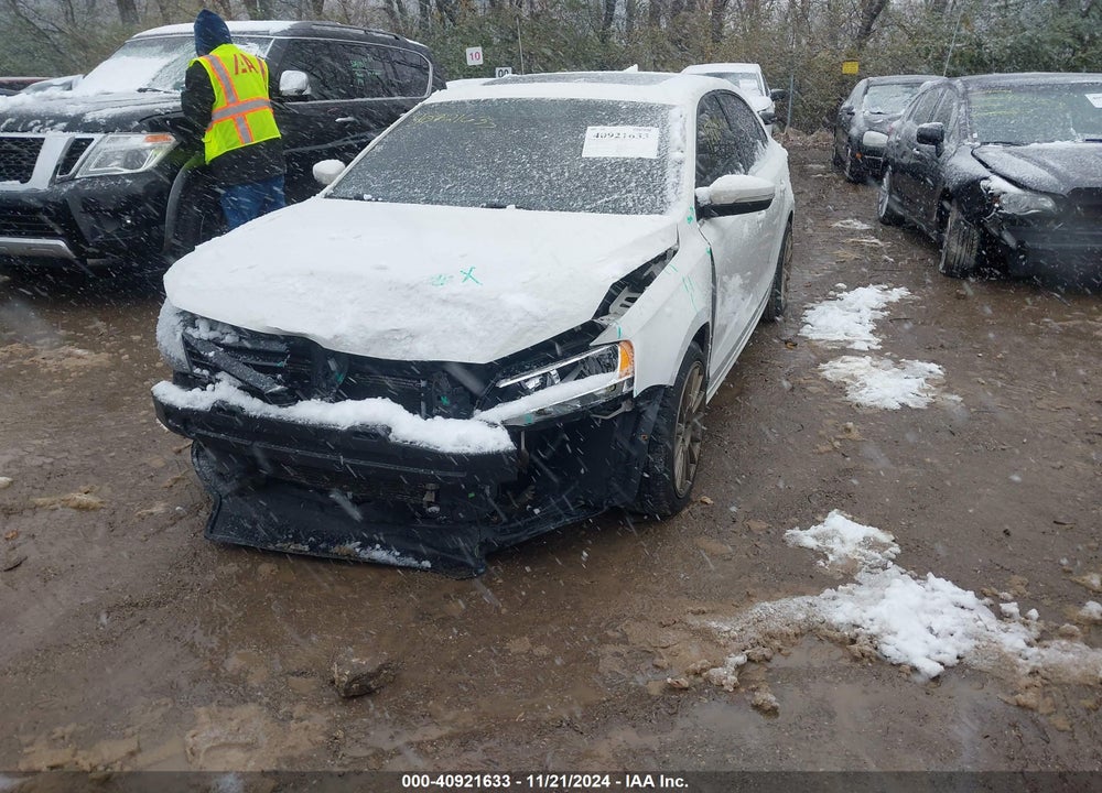 2014 VOLKSWAGEN JETTA VIN: 3VWLL7AJ9EM383815