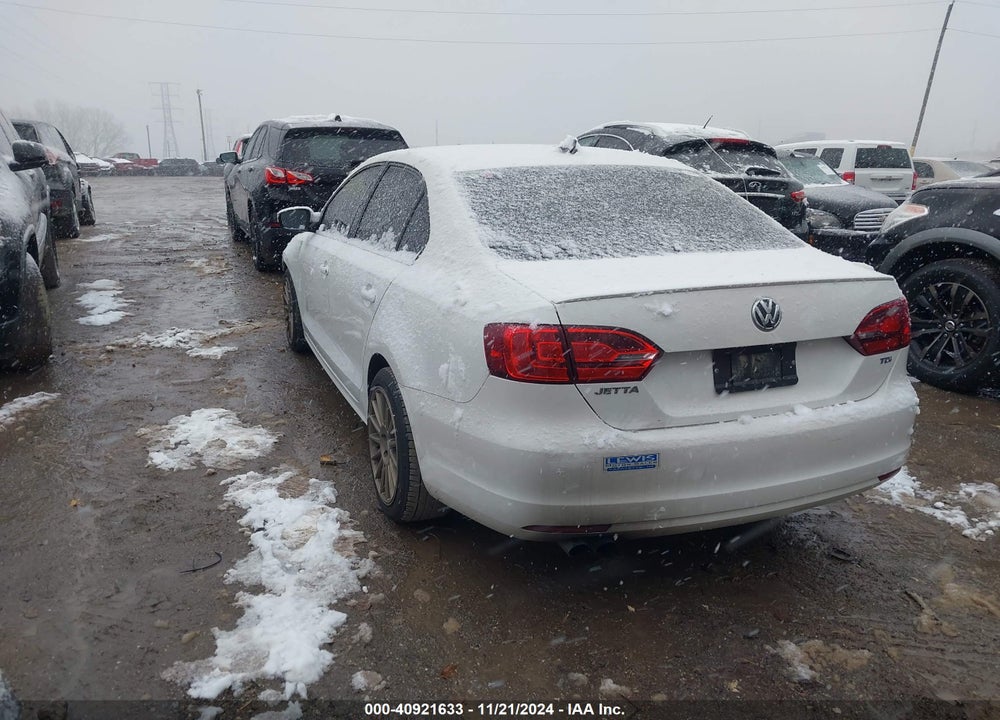 2014 VOLKSWAGEN JETTA VIN: 3VWLL7AJ9EM383815
