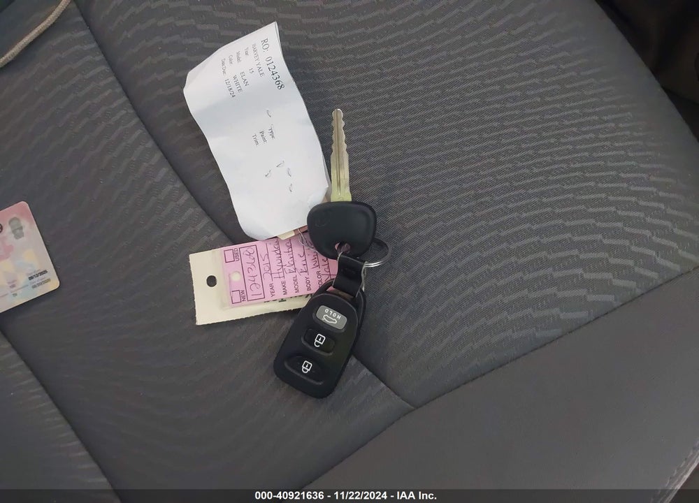 2015 HYUNDAI ELANTRA SE VIN: 5NPDH4AE6FH585240