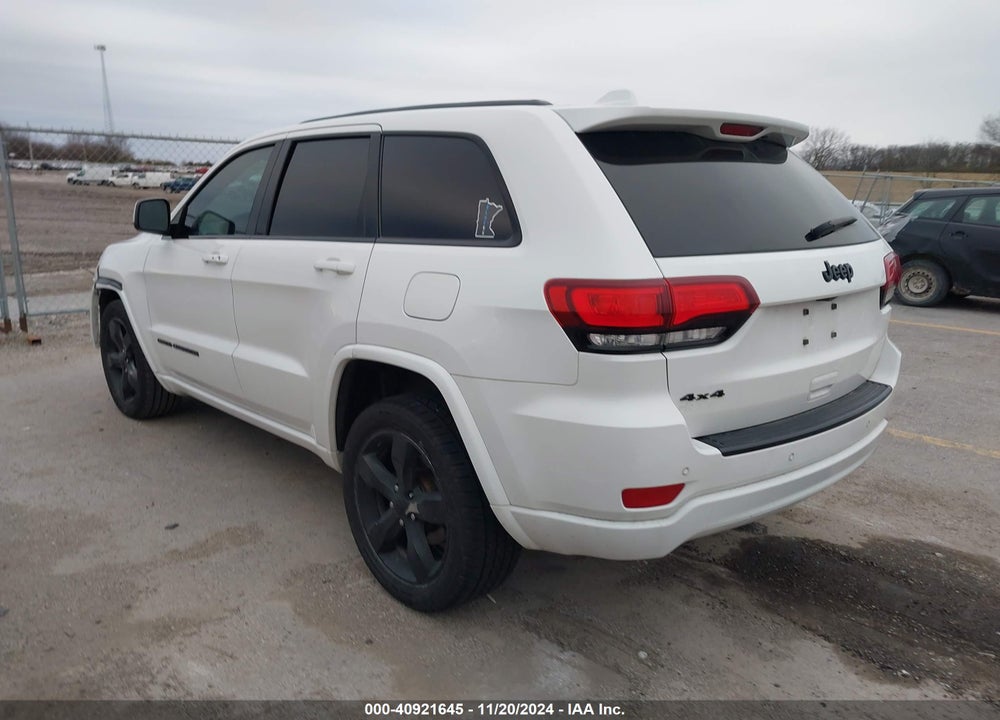 2017 JEEP GRAND CHEROKEE ALTITUDE 4X4 VIN: 1C4RJFAG5HC861798