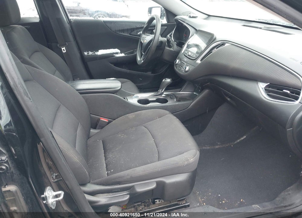 2019 CHEVROLET MALIBU LT VIN: 1G1ZD5ST5KF163056