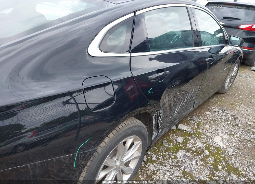 2019 CHEVROLET MALIBU LT VIN: 1G1ZD5ST5KF163056