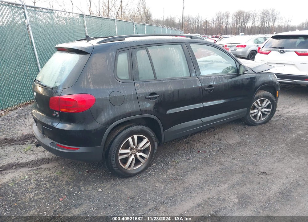2017 VOLKSWAGEN TIGUAN 2.0T S VIN: WVGBV7AX7HK011765