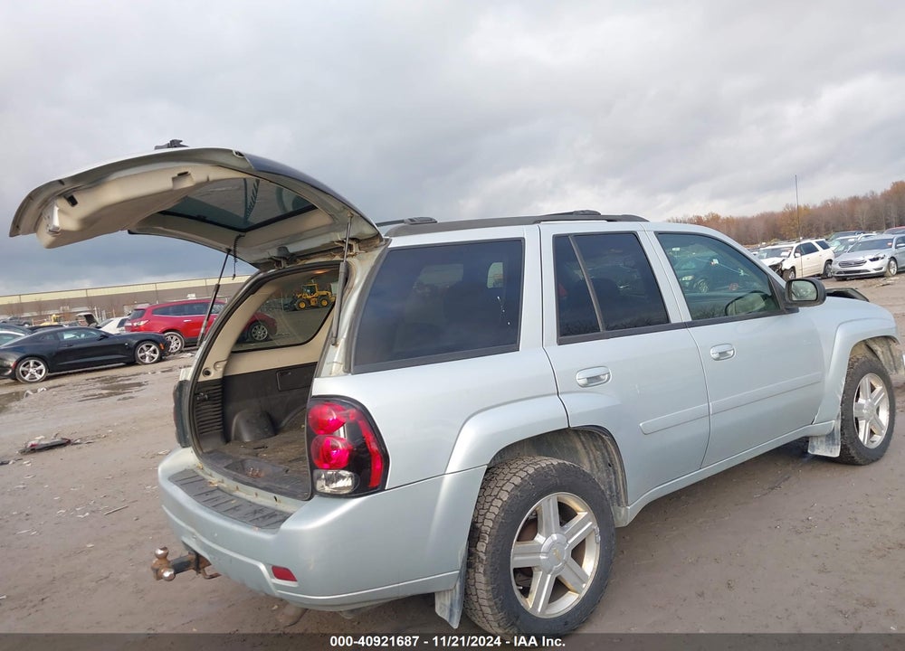 2008 CHEVROLET TRAILBLAZER LT VIN: 1GNDT13S782221310
