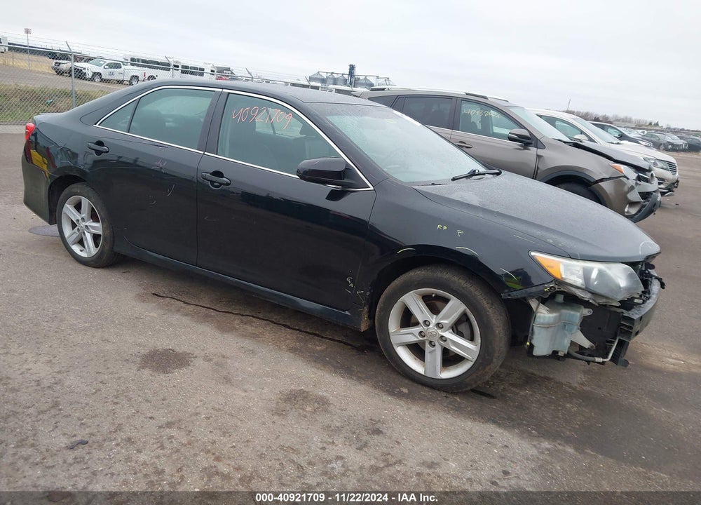 2013 TOYOTA CAMRY SE VIN: 4T1BF1FK9DU235142