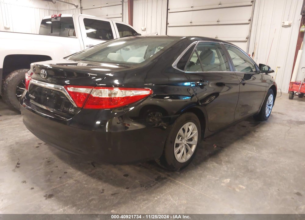 2017 TOYOTA CAMRY LE VIN: 4T1BF1FK1HU628669