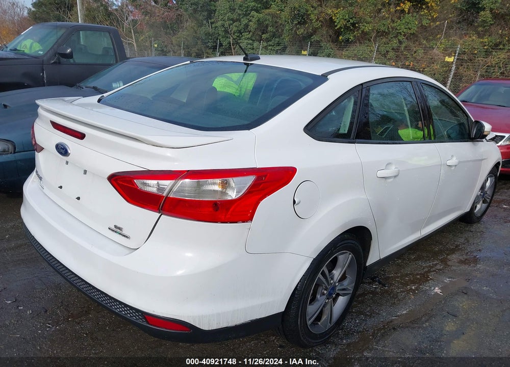 2014 FORD FOCUS SE VIN: 1FADP3F20EL396420
