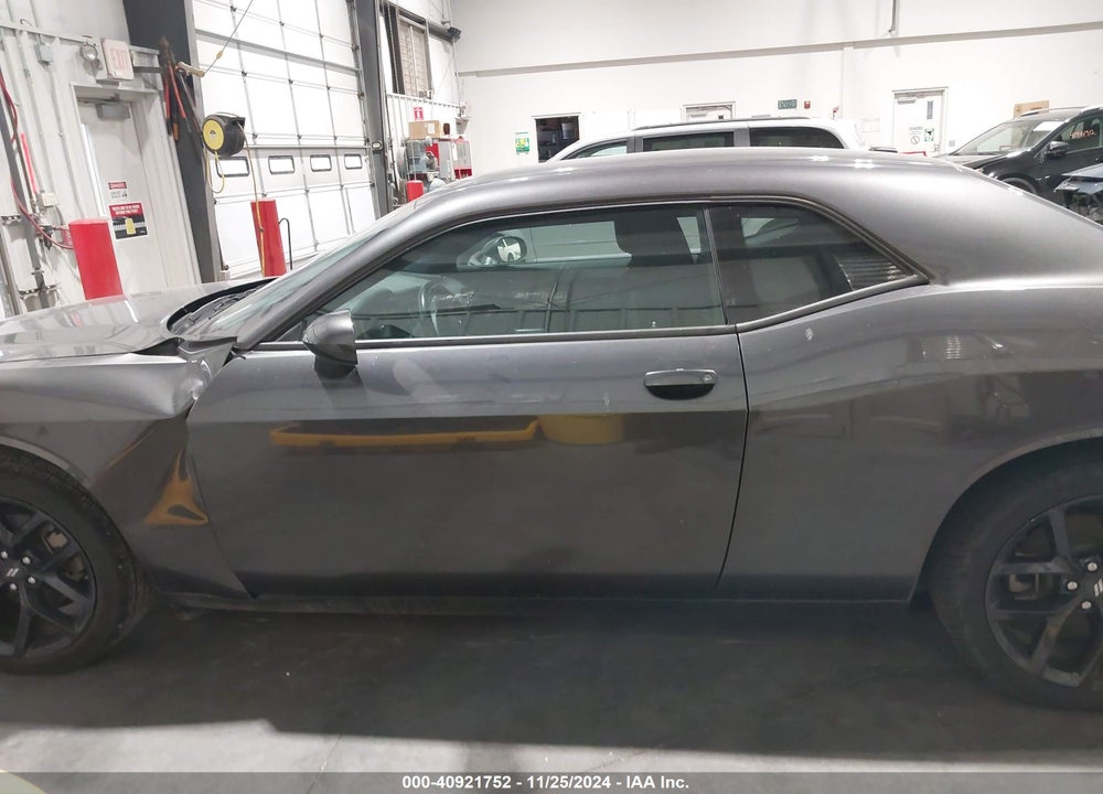 2022 DODGE CHALLENGER SXT VIN: 2C3CDZAG0NH260522