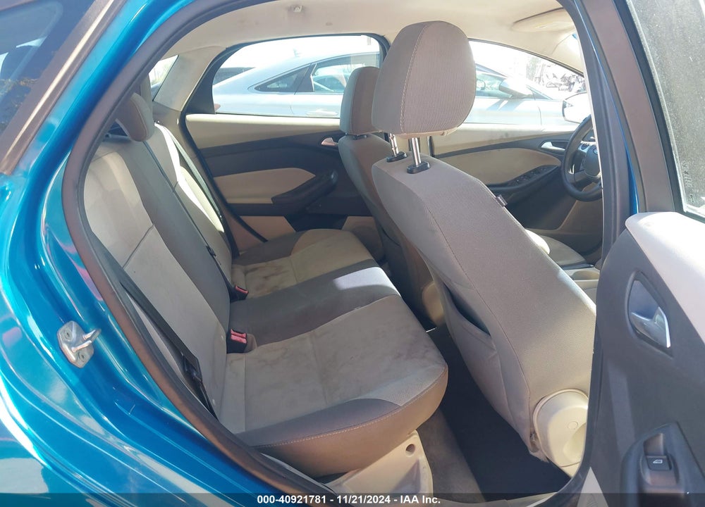 2014 FORD FOCUS SE VIN: 1FADP3F24EL143469