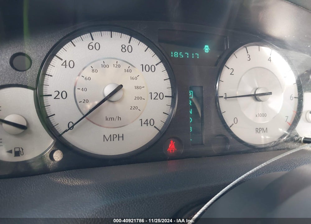 2009 CHRYSLER 300 LX VIN: 2C3KA43D19H506297