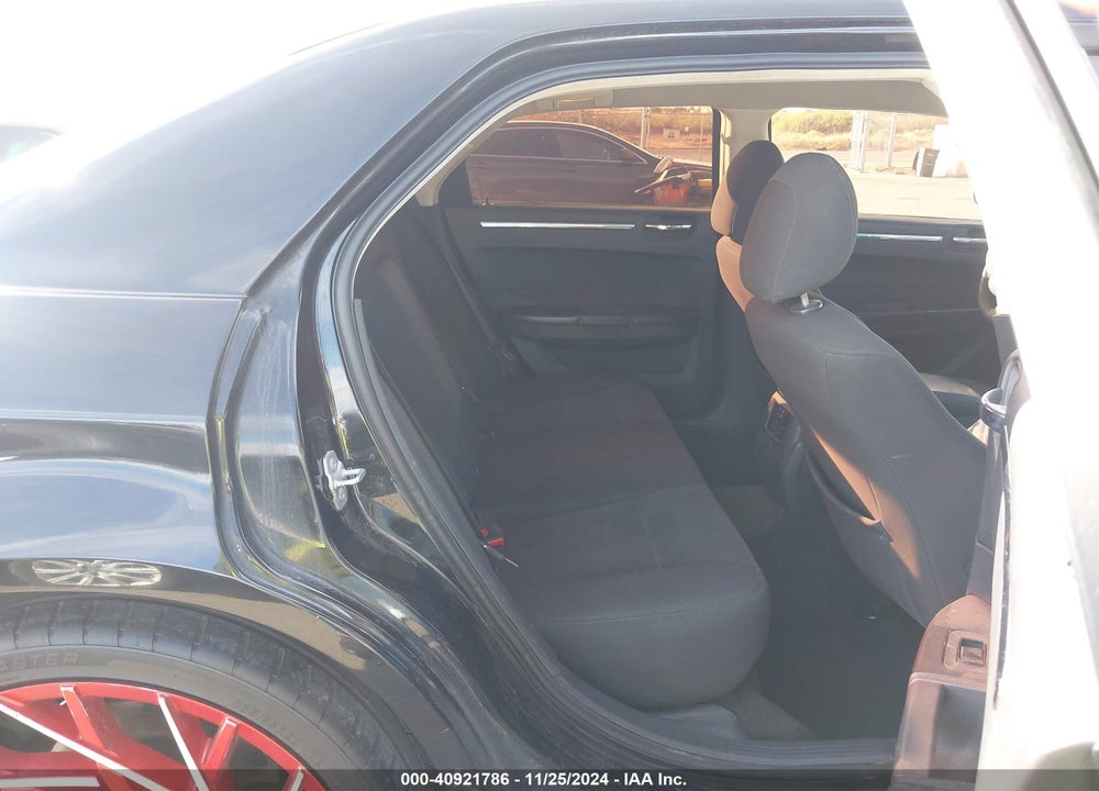 2009 CHRYSLER 300 LX VIN: 2C3KA43D19H506297