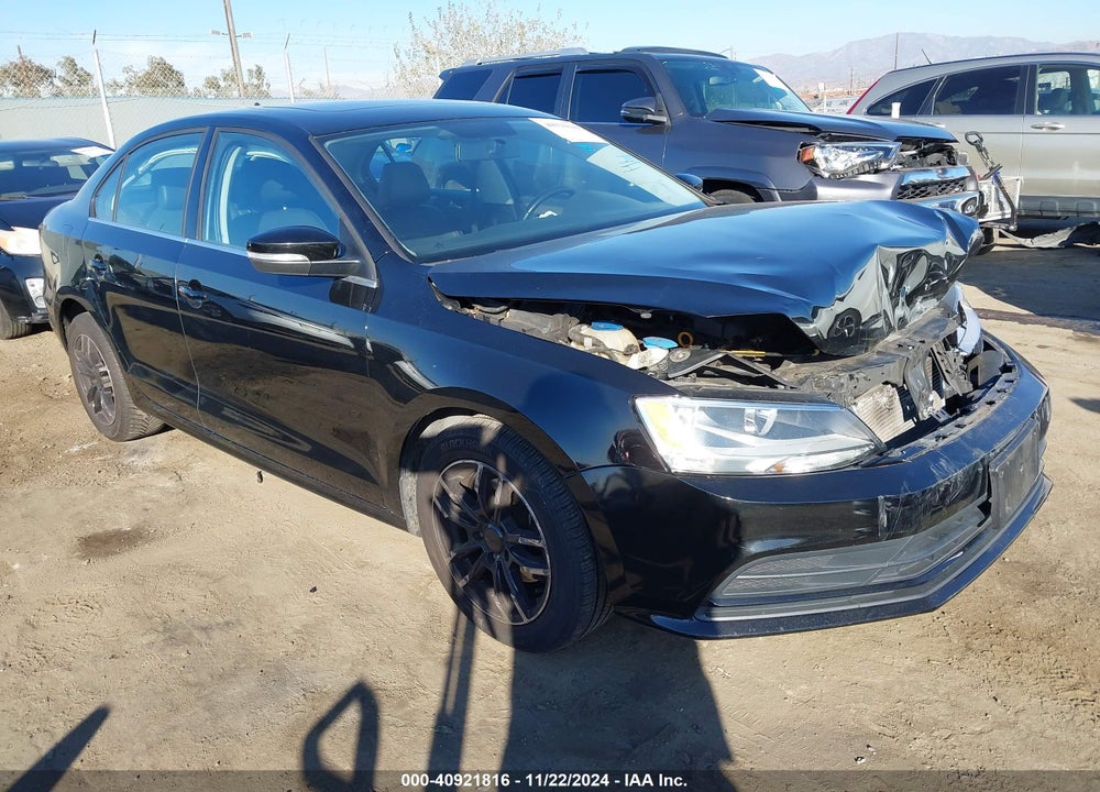 2015 VOLKSWAGEN JETTA 1.8T SE VIN: 3VWD17AJ9FM253920