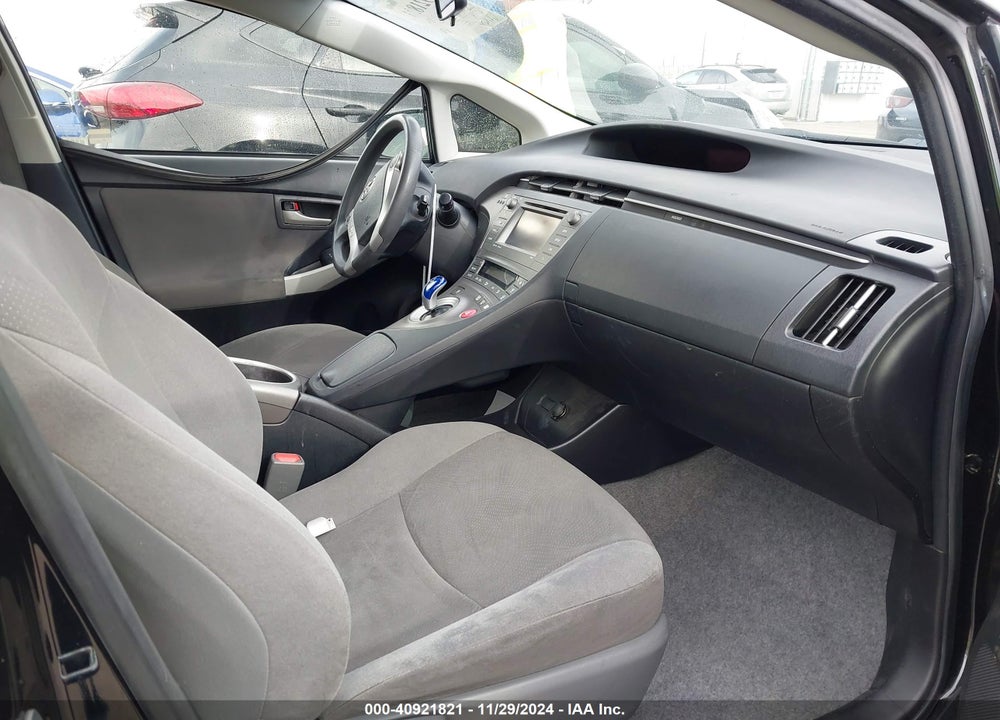 2015 TOYOTA PRIUS VIN: JTDKN3DU7F0476716