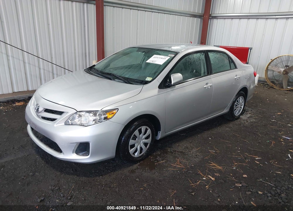 2011 TOYOTA COROLLA LE VIN: 2T1BU4EE0BC590850