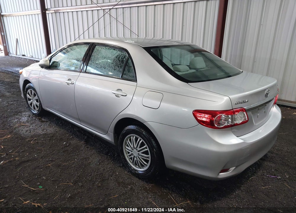 2011 TOYOTA COROLLA LE VIN: 2T1BU4EE0BC590850