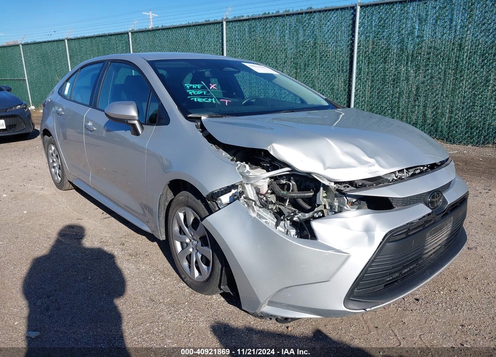 2024 TOYOTA COROLLA LE VIN: 5YFB4MDE2RP083685