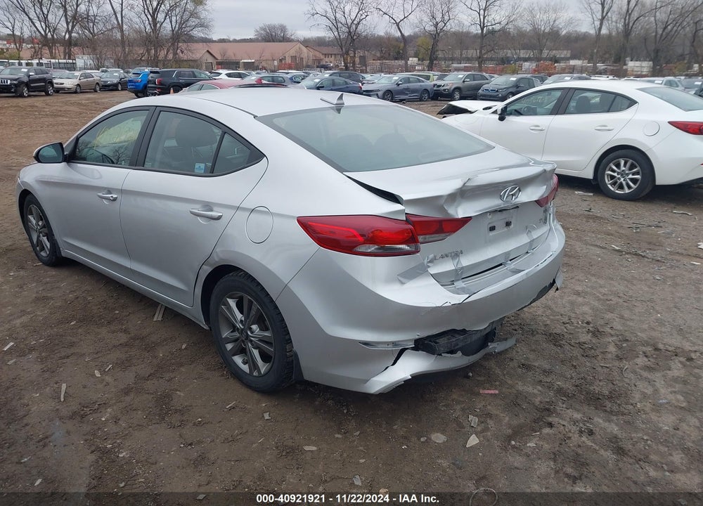 2018 HYUNDAI ELANTRA VIN: 5NPD84LF0JH235214